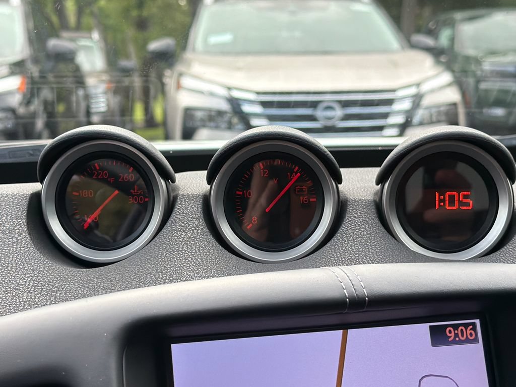 Used 2019 Nissan 370Z Touring Sport RWD image 25