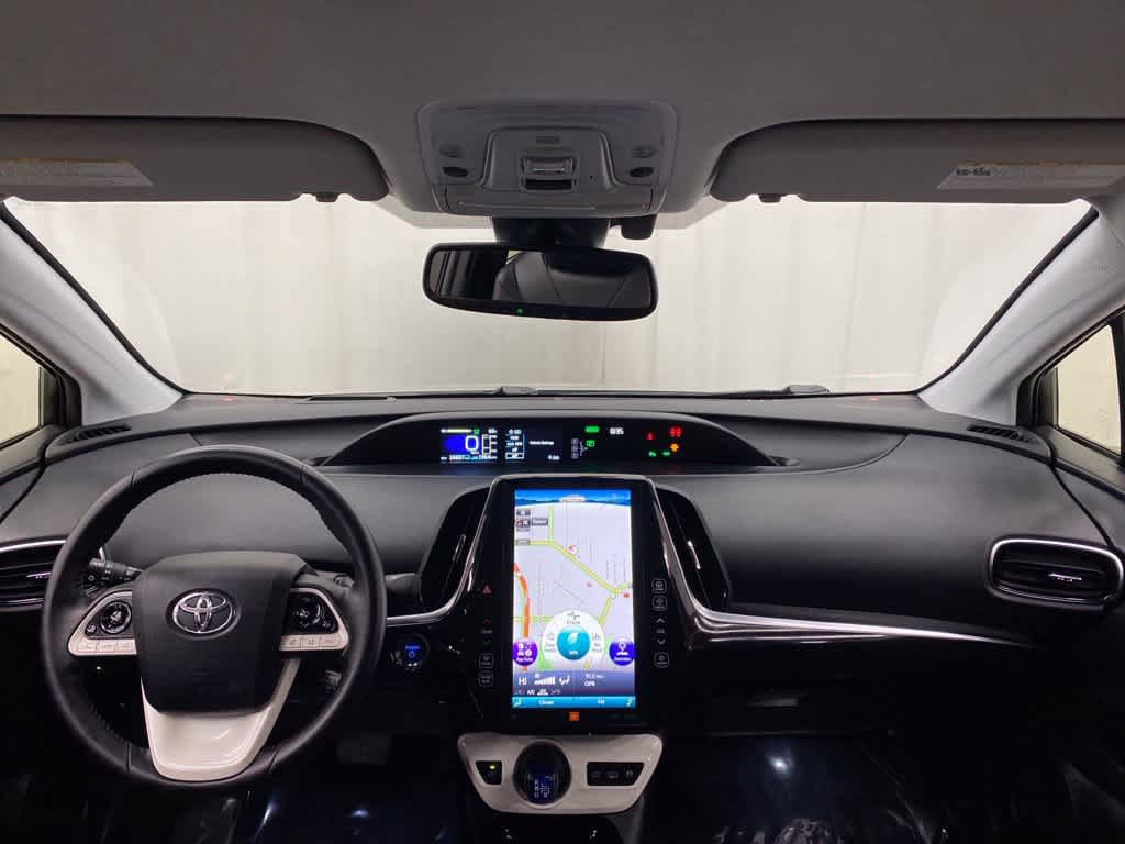Used 2019 Toyota Prius Prime Advanced FWD image 12