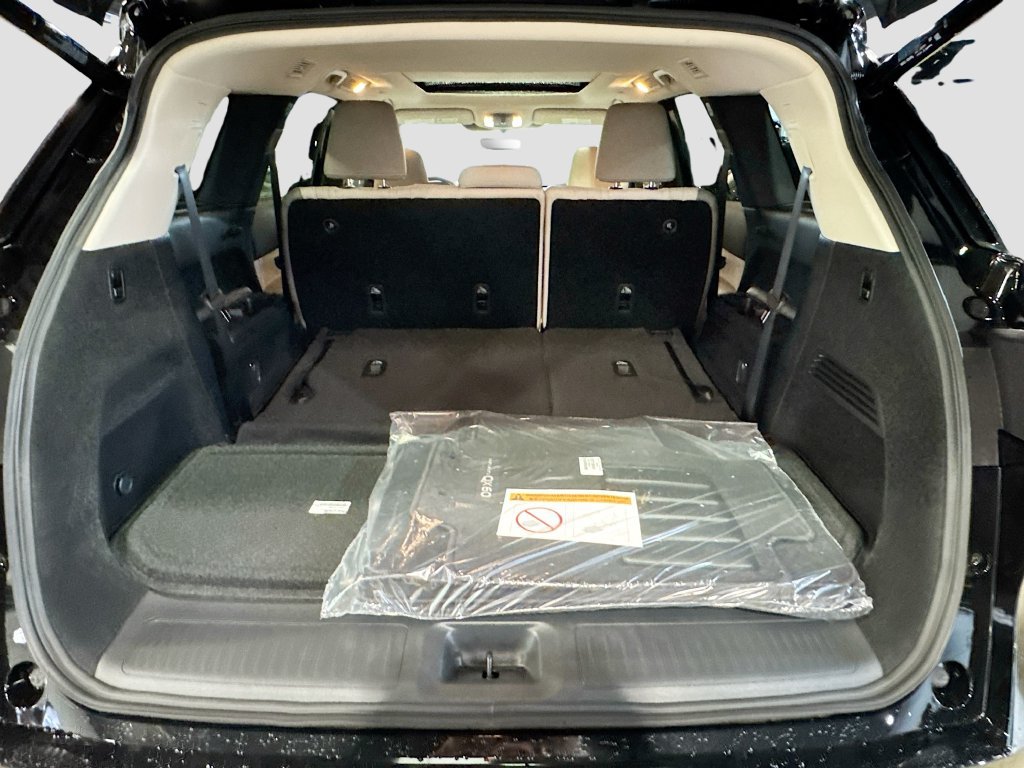 New 2027 INFINITI QX60 Luxe w/ Cargo Package FWD image 28