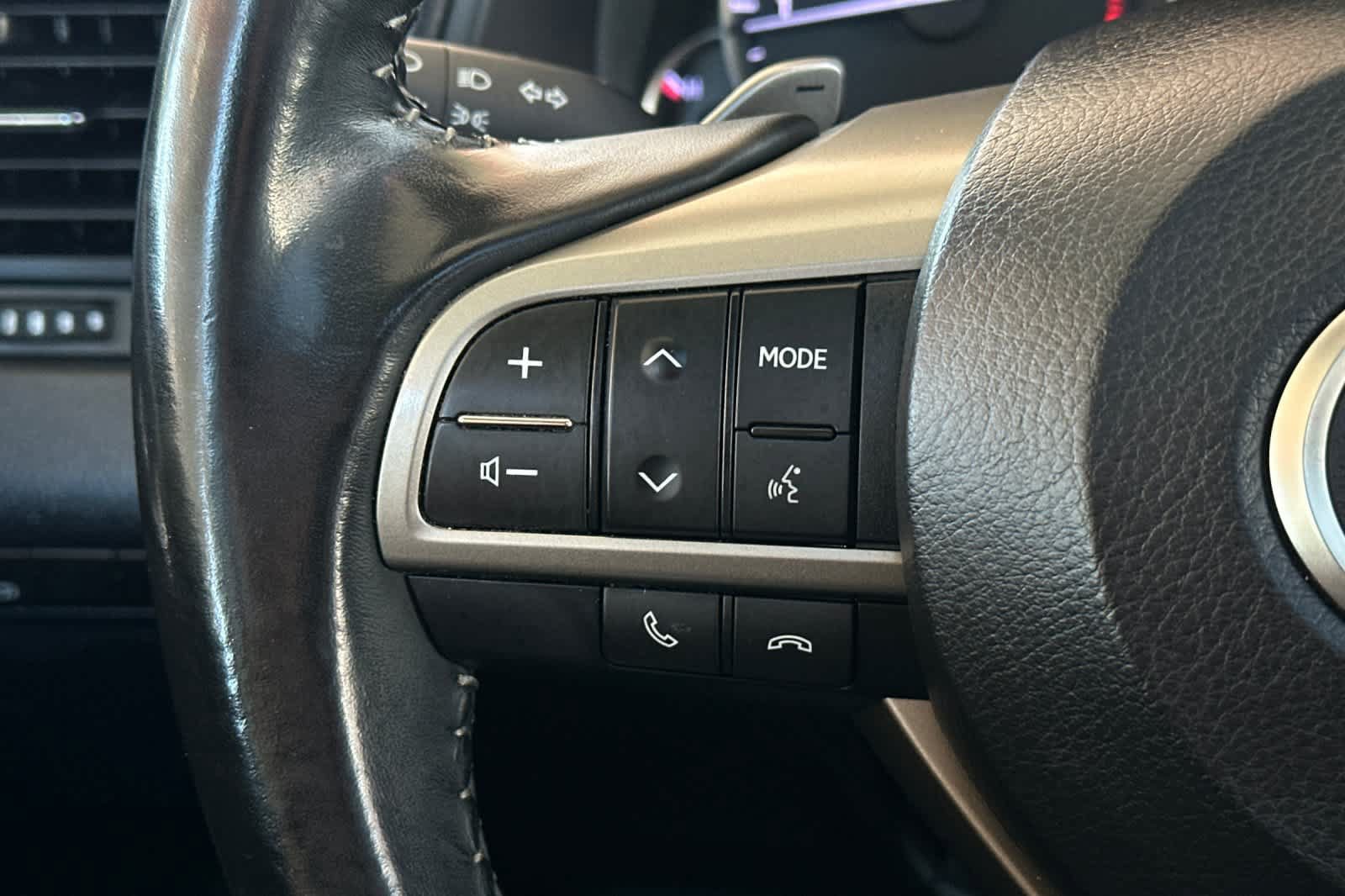 Used 2020 Lexus RX 350 AWD w/ Accessory Package image 26