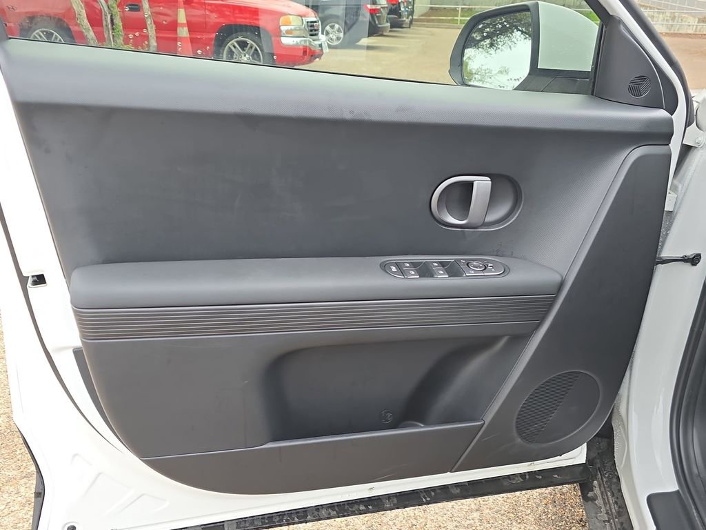 New 2026 Hyundai Ioniq 5 SEL image 26