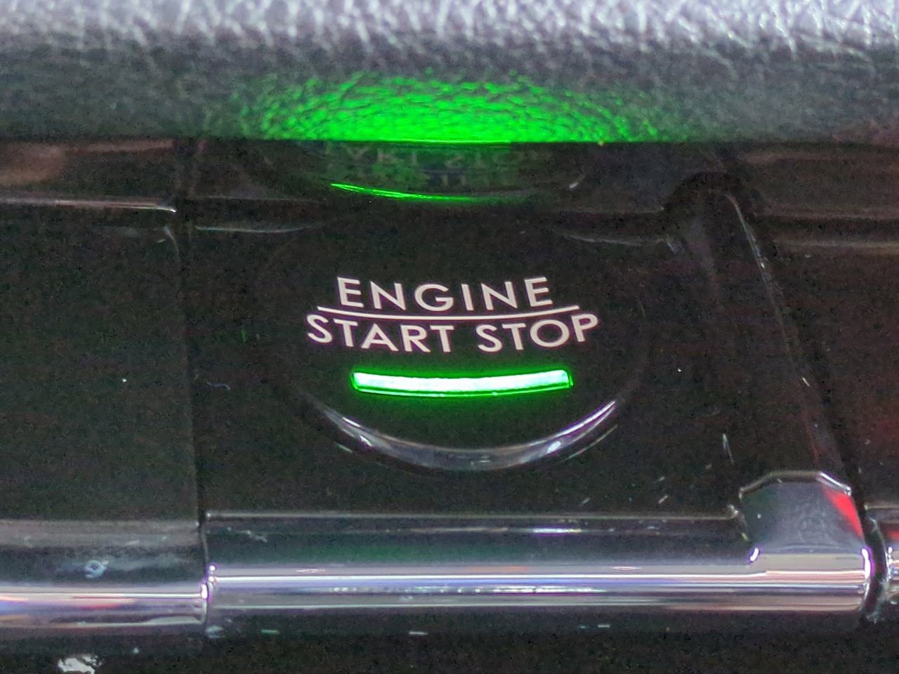 Used 2023 Lincoln Corsair Reserve w/ Towing Package image 27