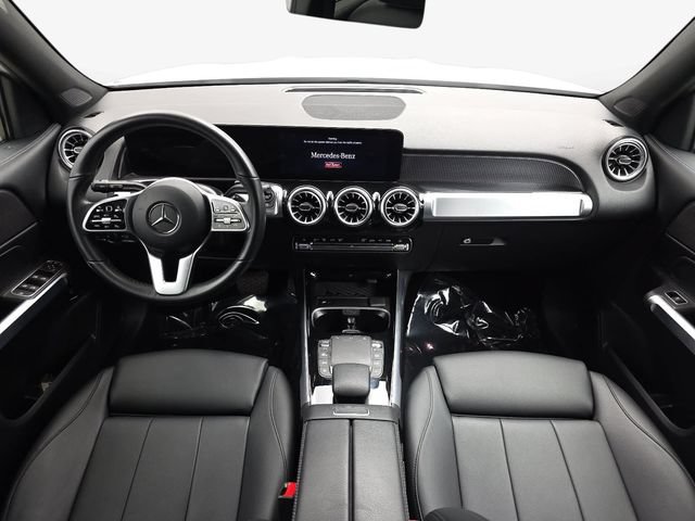 Used 2022 Mercedes-Benz GLB 250 image 13