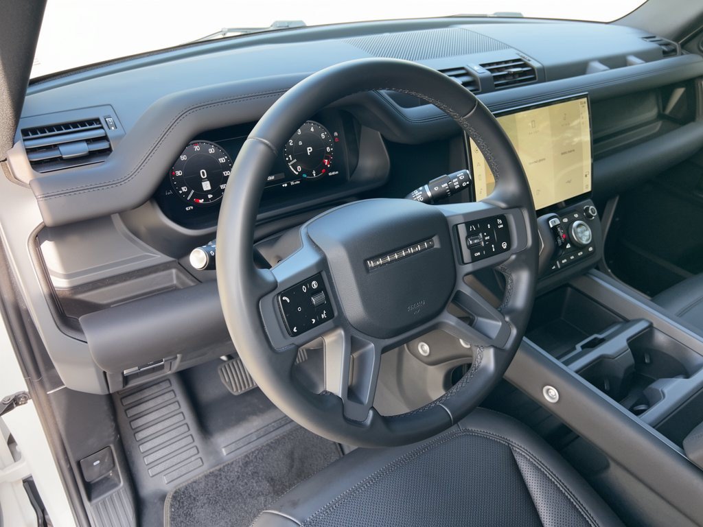 Used 2026 Land Rover Defender 110 S AWD/4WD image 4