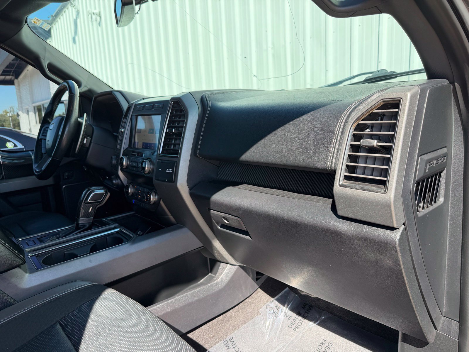 Used 2020 Ford F150 Raptor w/ Equipment Group 802A Luxury AWD/4WD image 23