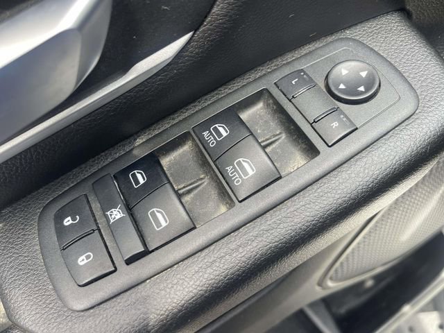 Used 2022 RAM 1500 Big Horn AWD/4WD image 18