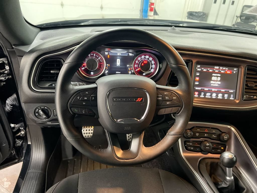 Used 2016 Dodge Challenger R/T Scat Pack RWD image 11