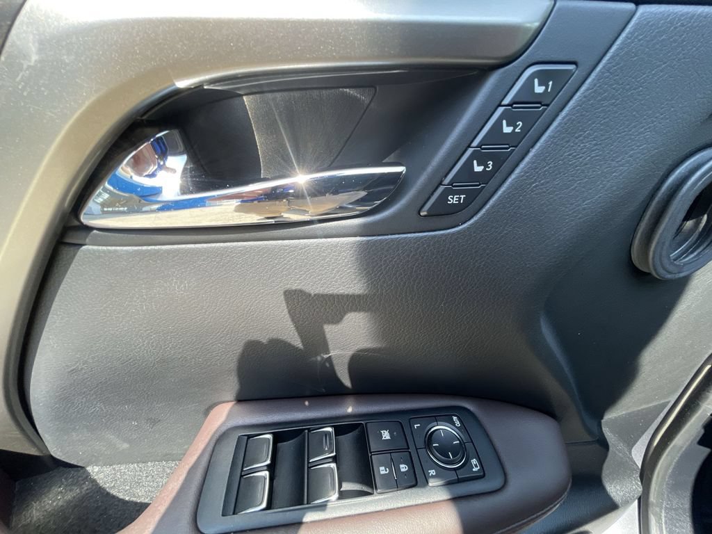 Used 2016 Lexus RX 350 FWD w/ Premium Package image 24