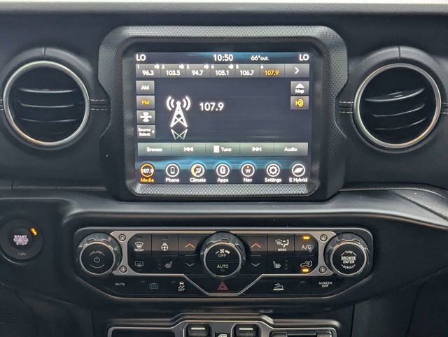 Used 2022 Jeep Wrangler Unlimited Sahara w/ Cold Weather Group image 11