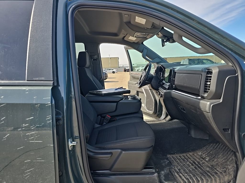 Used 2025 Chevrolet Silverado 1500 LT image 12