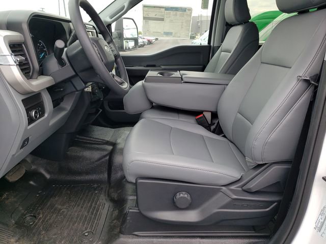 New 2026 Ford F350 XL w/ XL Chrome Package AWD/4WD image 12