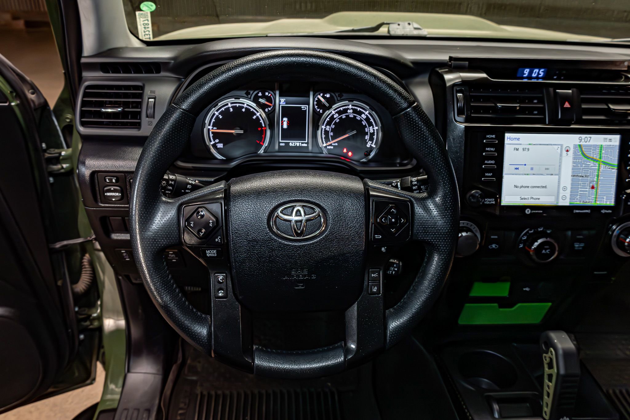 Used 2022 Toyota 4Runner TRD Off-Road Premium w/ TRD Black Wheel Package (TMS) AWD/4WD image 16