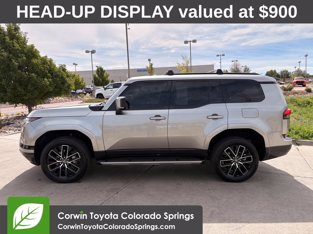 Used 2025 Lexus GX 550 w/ Accessory Package (2T) AWD/4WD image 5