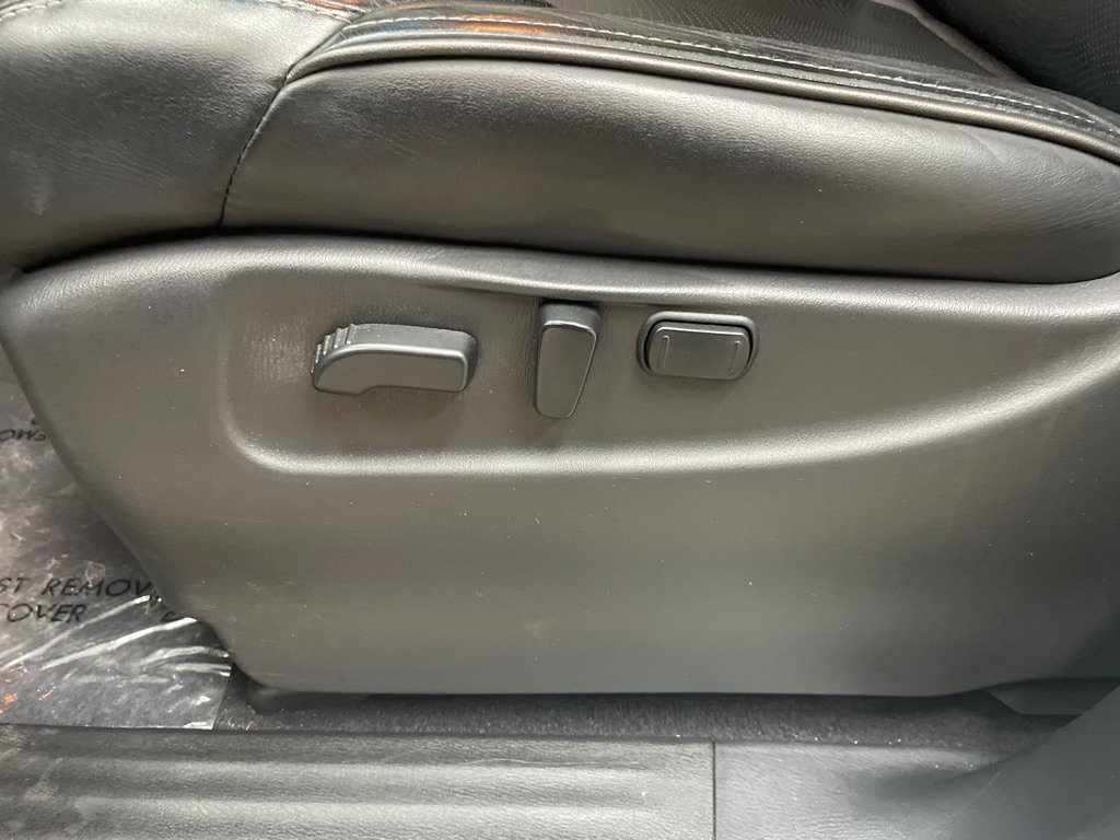 Used 2016 INFINITI QX80 Luxe w/ 22" Wheel Package image 17