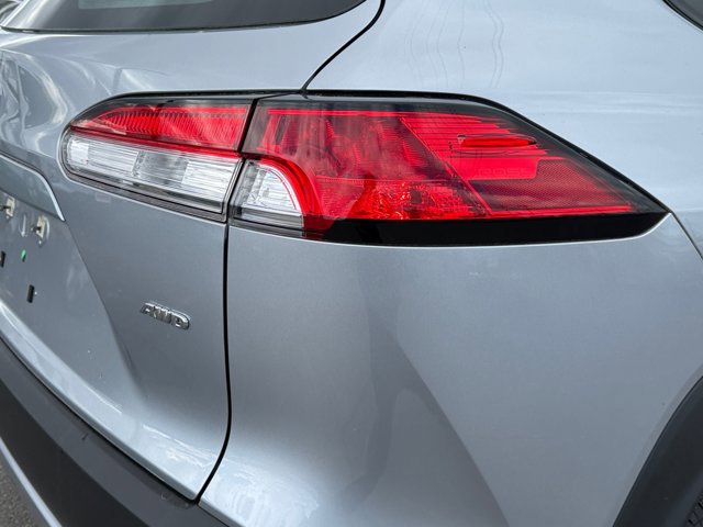 Used 2024 Toyota Corolla Cross L image 34