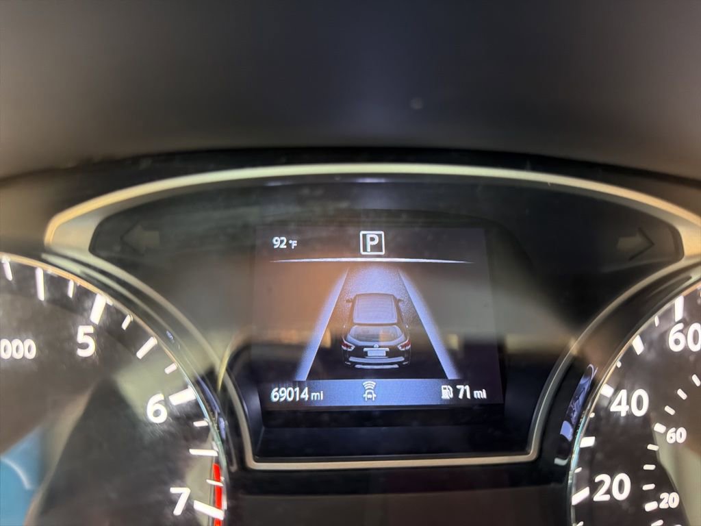 Used 2020 Nissan Pathfinder S image 13