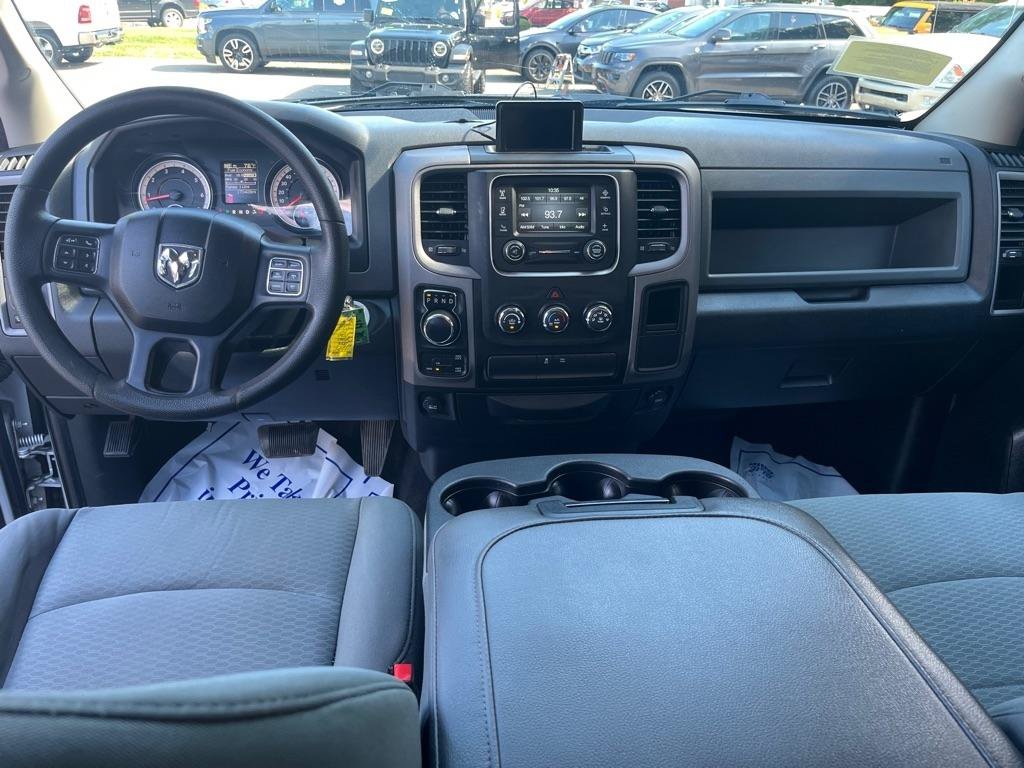 Used 2016 RAM 1500 Express AWD/4WD image 20