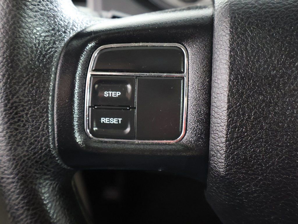 Used 2016 Dodge Grand Caravan American Value Package image 25