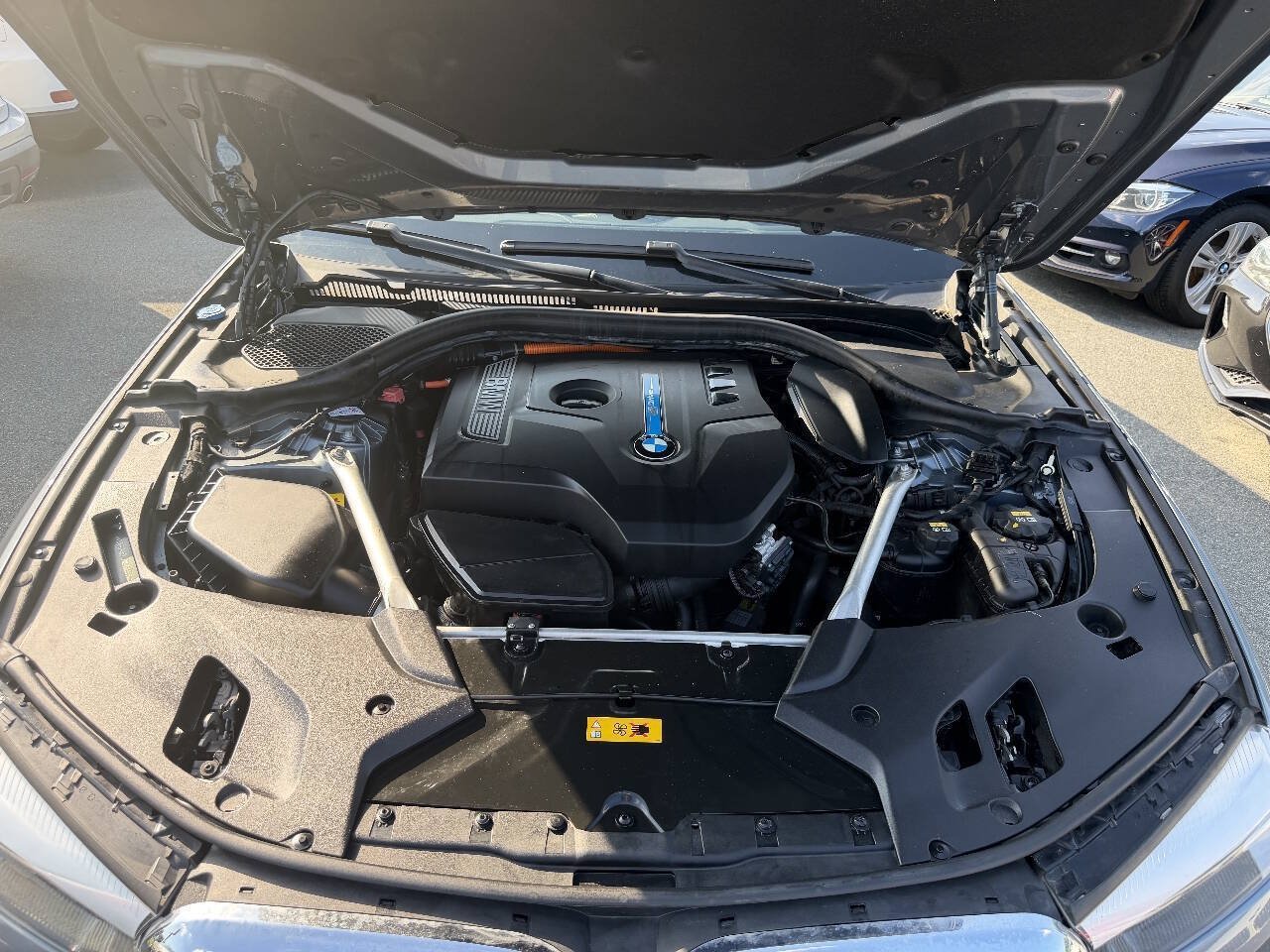Used 2018 BMW 530e RWD image 21