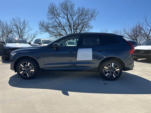 New 2026 Volvo XC60 B5 Plus w/ Protection Package Premier image 4