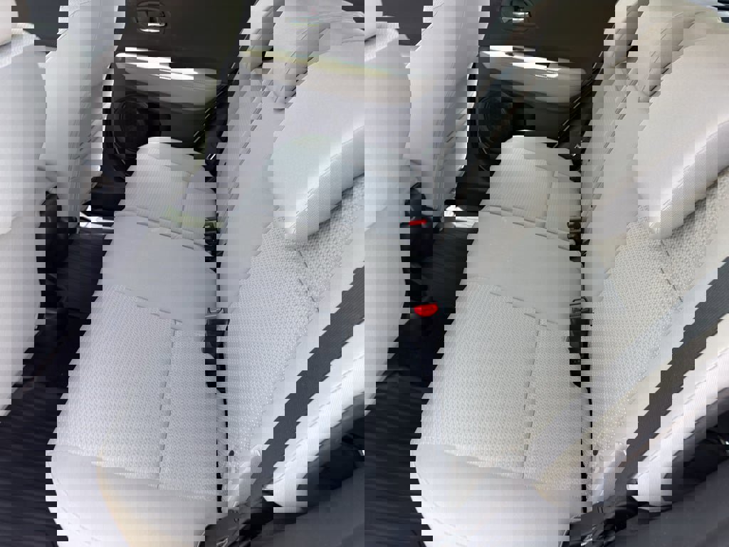 Certified 2021 Honda HR-V LX image 22