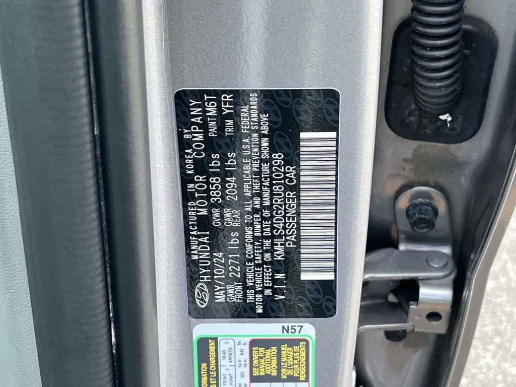 Used 2024 Hyundai Elantra SEL w/ Convenience Package image 20