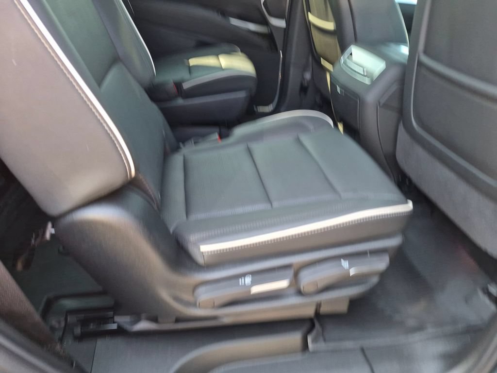 Certified 2026 Cadillac Escalade Sport w/ Touring Package AWD/4WD image 24