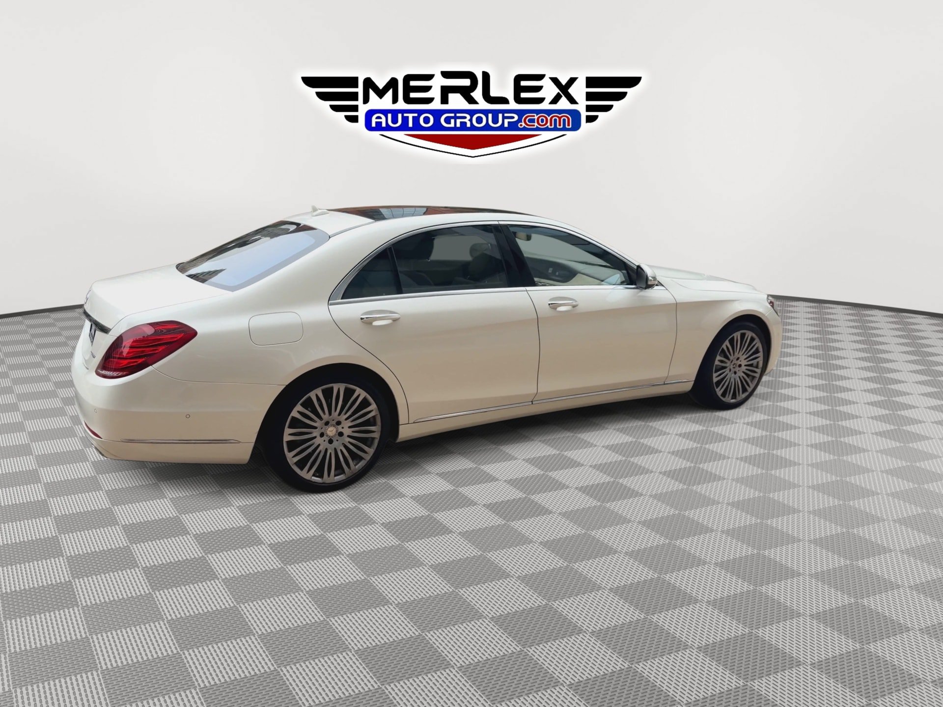 Used 2017 Mercedes-Benz S 550 Sedan image 8