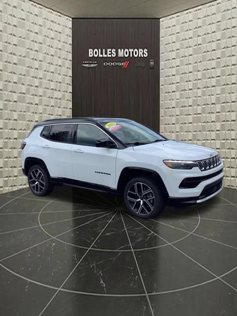 Certified 2025 Jeep Compass Limited w/ Elite Group AWD/4WD image 2