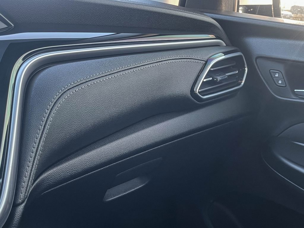 Used 2022 Chevrolet Bolt EUV LT image 52