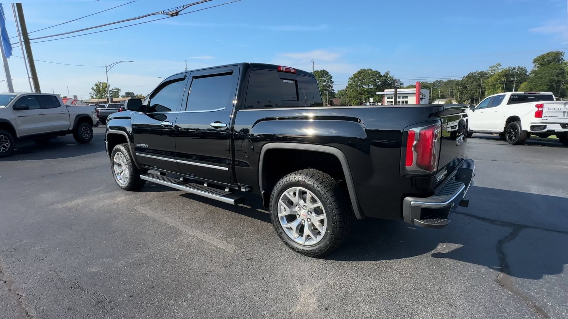 Certified 2018 GMC Sierra 1500 SLT AWD/4WD image 6