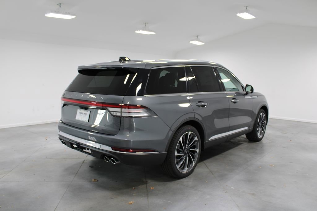 New 2025 Lincoln Aviator Reserve w/ Luxury Package image 10