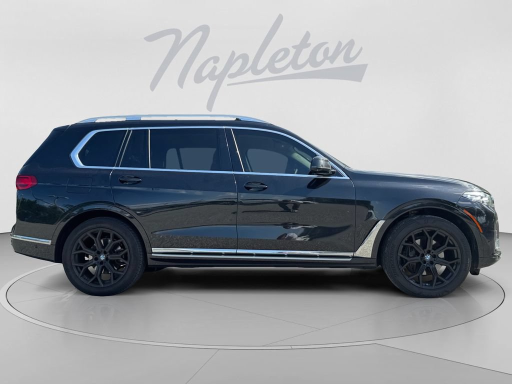 Used 2021 BMW X7 xDrive40i w/ Parking Assistance Package AWD/4WD image 9
