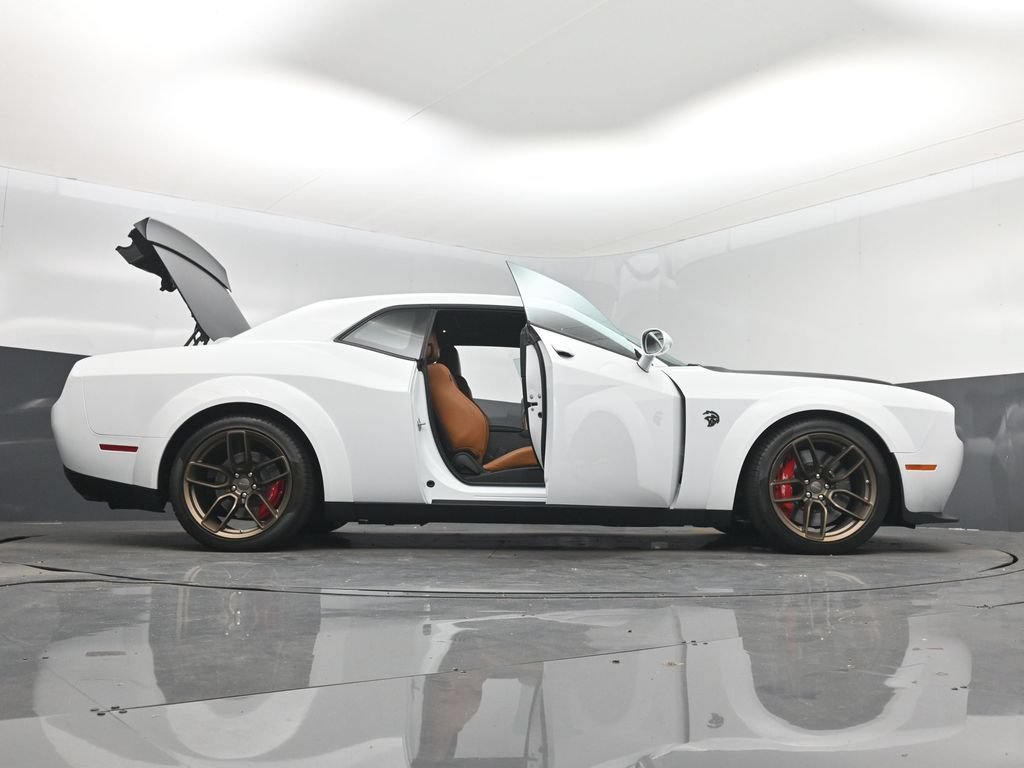 Used 2023 Dodge Challenger SRT Hellcat RWD image 7