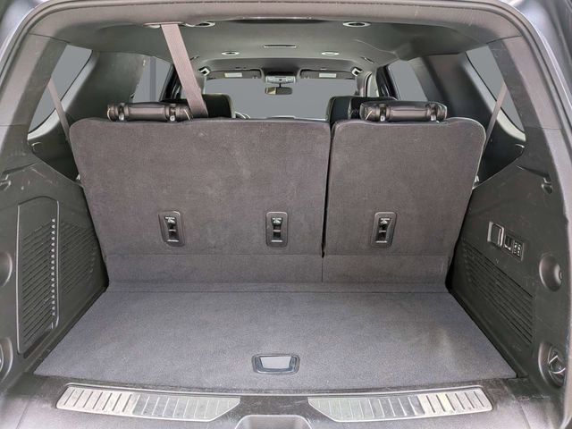 Used 2023 Chevrolet Tahoe Premier AWD/4WD image 14