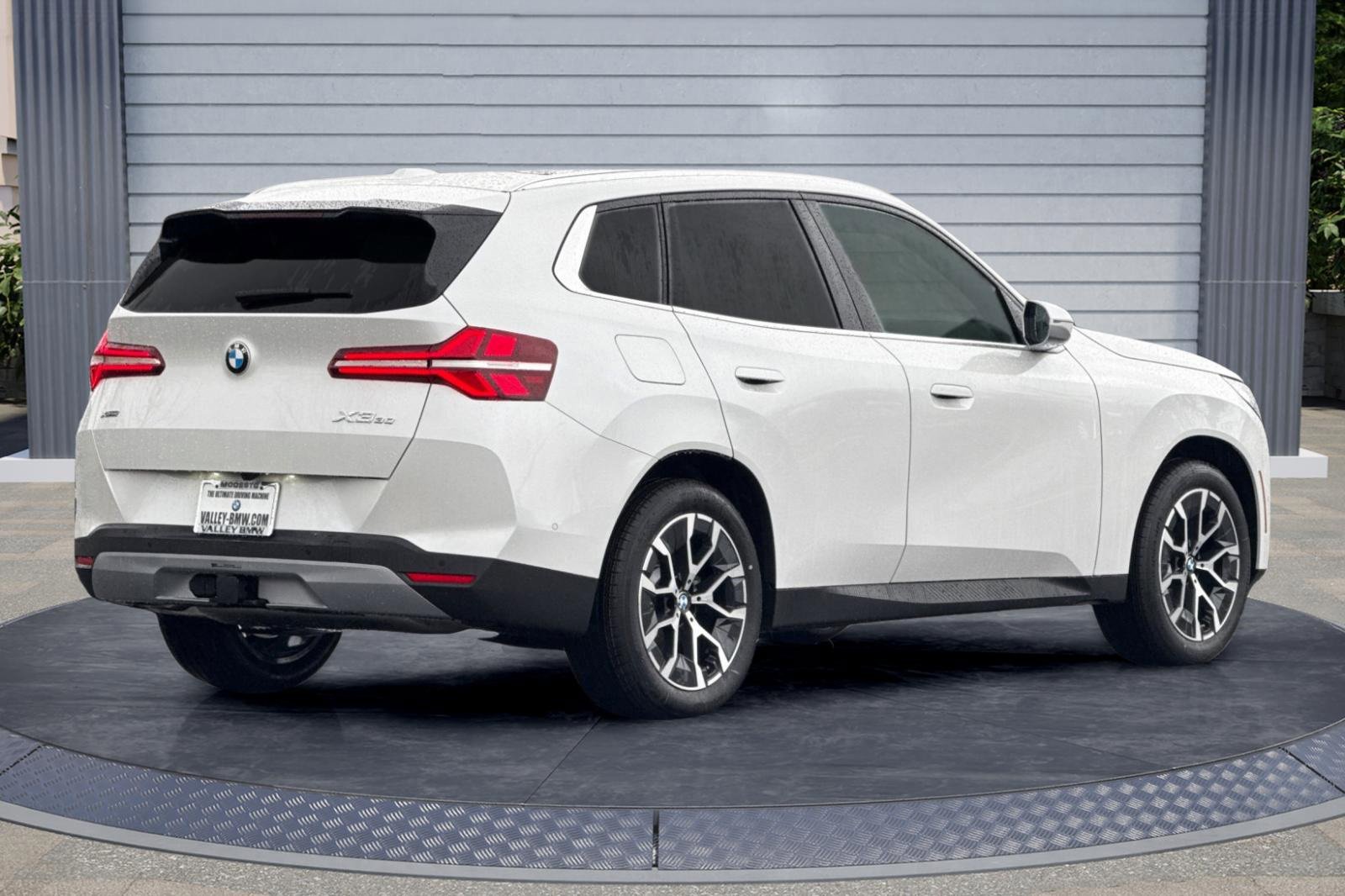 New 2026 BMW X3 xDrive30 w/ Convenience Package image 4