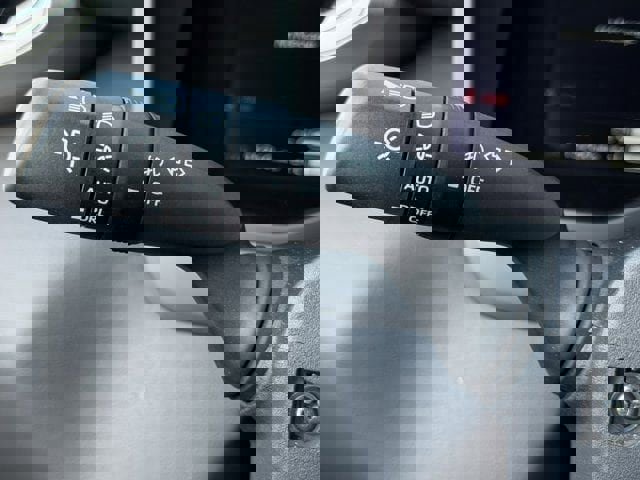 Used 2025 Toyota Tundra Platinum image 26