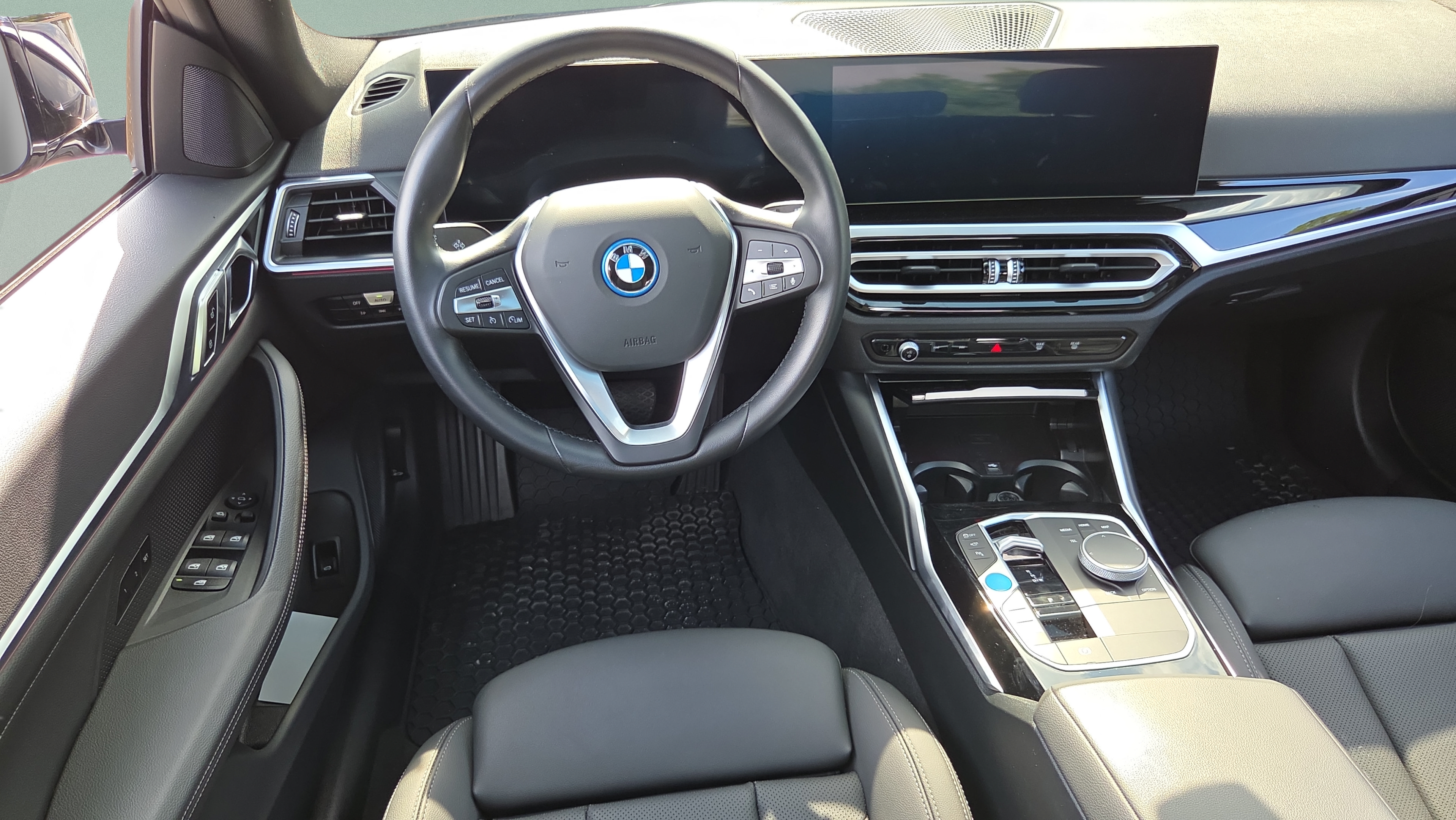 Used 2024 BMW i4 eDrive35 w/ Convenience Package RWD image 12