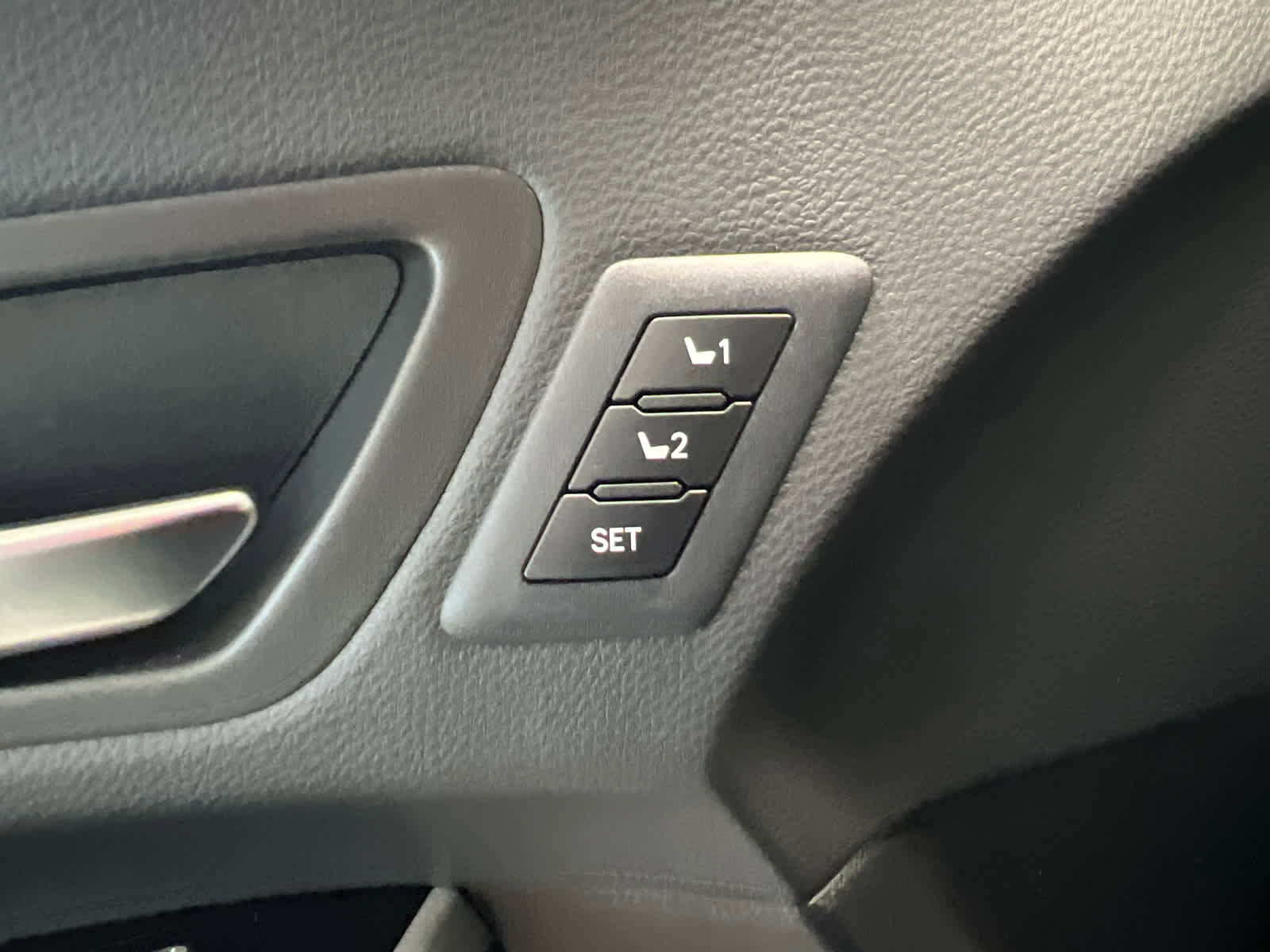New 2026 Toyota Sienna Platinum AWD/4WD image 21