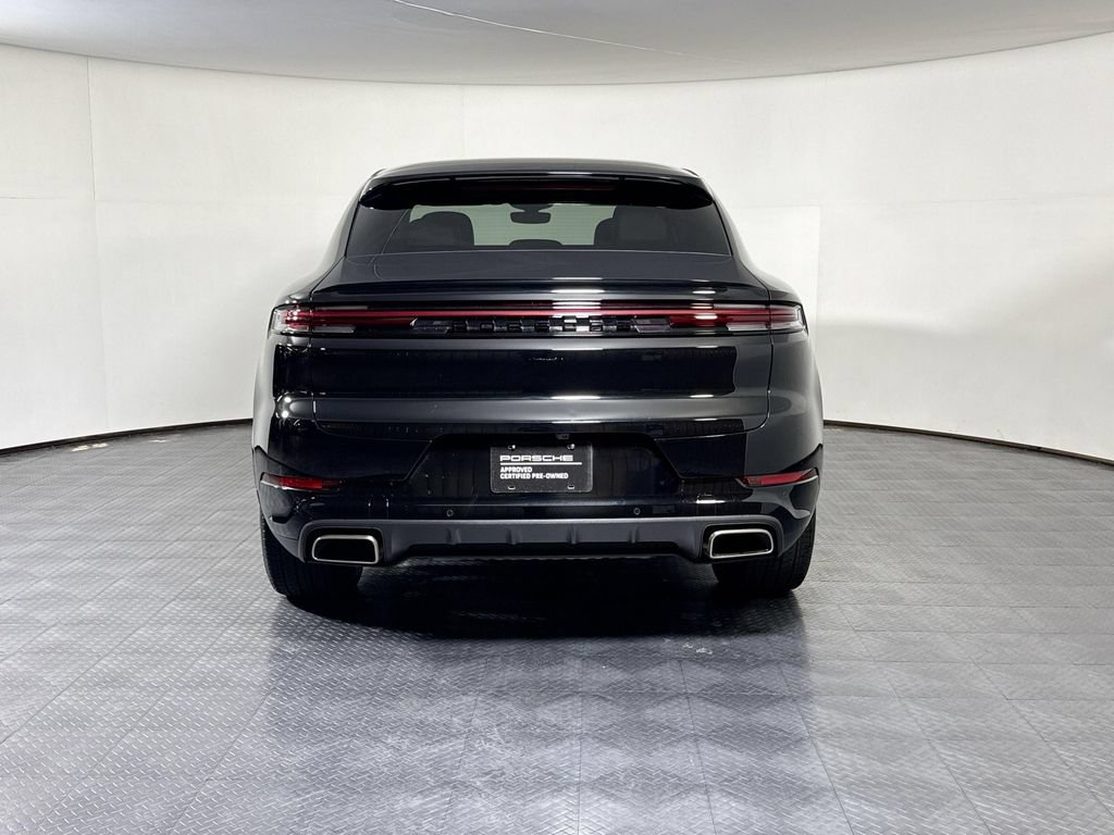 Certified 2024 Porsche Cayenne Coupe AWD/4WD image 6