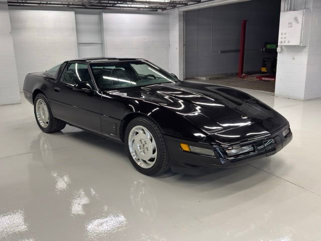 Used 1995 Chevrolet Corvette Coupe RWD image 5