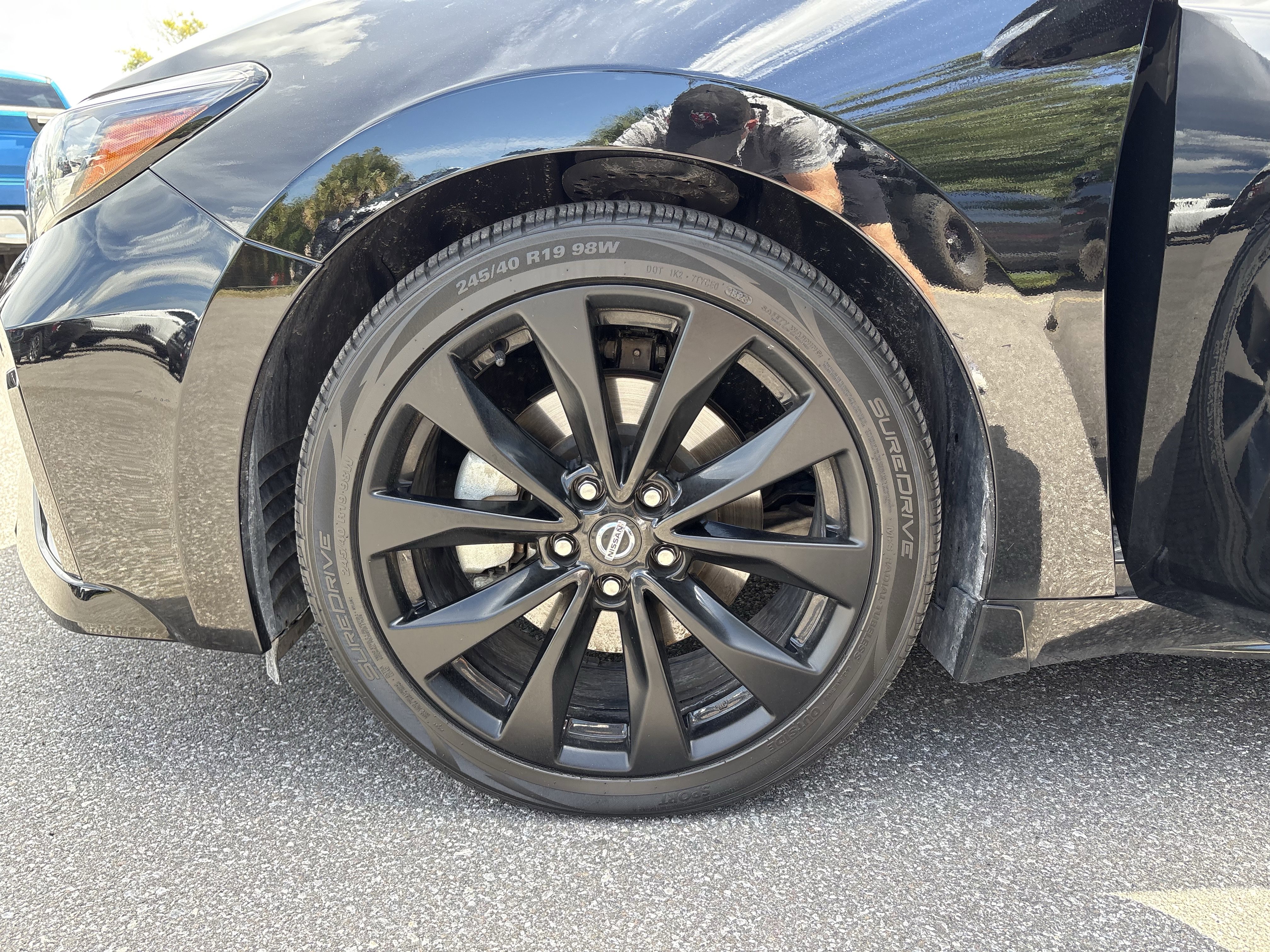Used 2022 Nissan Maxima SR w/ Sport Mat Group image 32