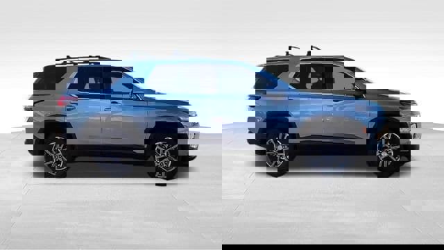 Certified 2023 Chevrolet Traverse LT image 9