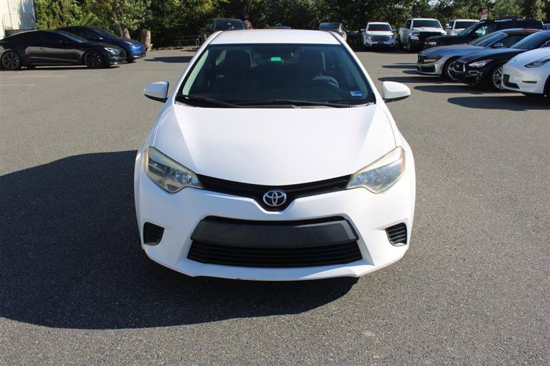 Used 2014 Toyota Corolla LE FWD image 2