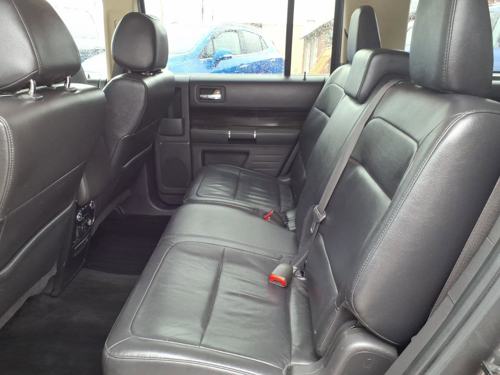 Used 2016 Ford Flex SEL w/ Equipment Group 202A image 4