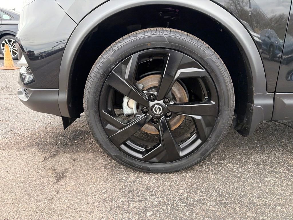 Used 2022 Nissan Rogue Sport SL image 32