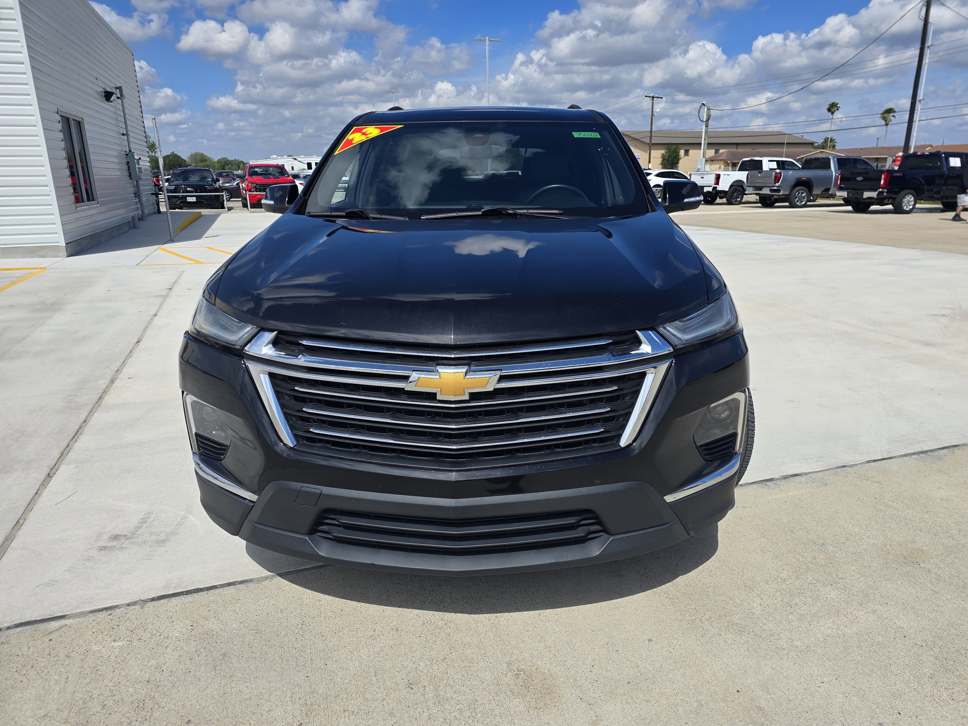 Used 2023 Chevrolet Traverse LT w/ LPO, Floor Liner Package image 8
