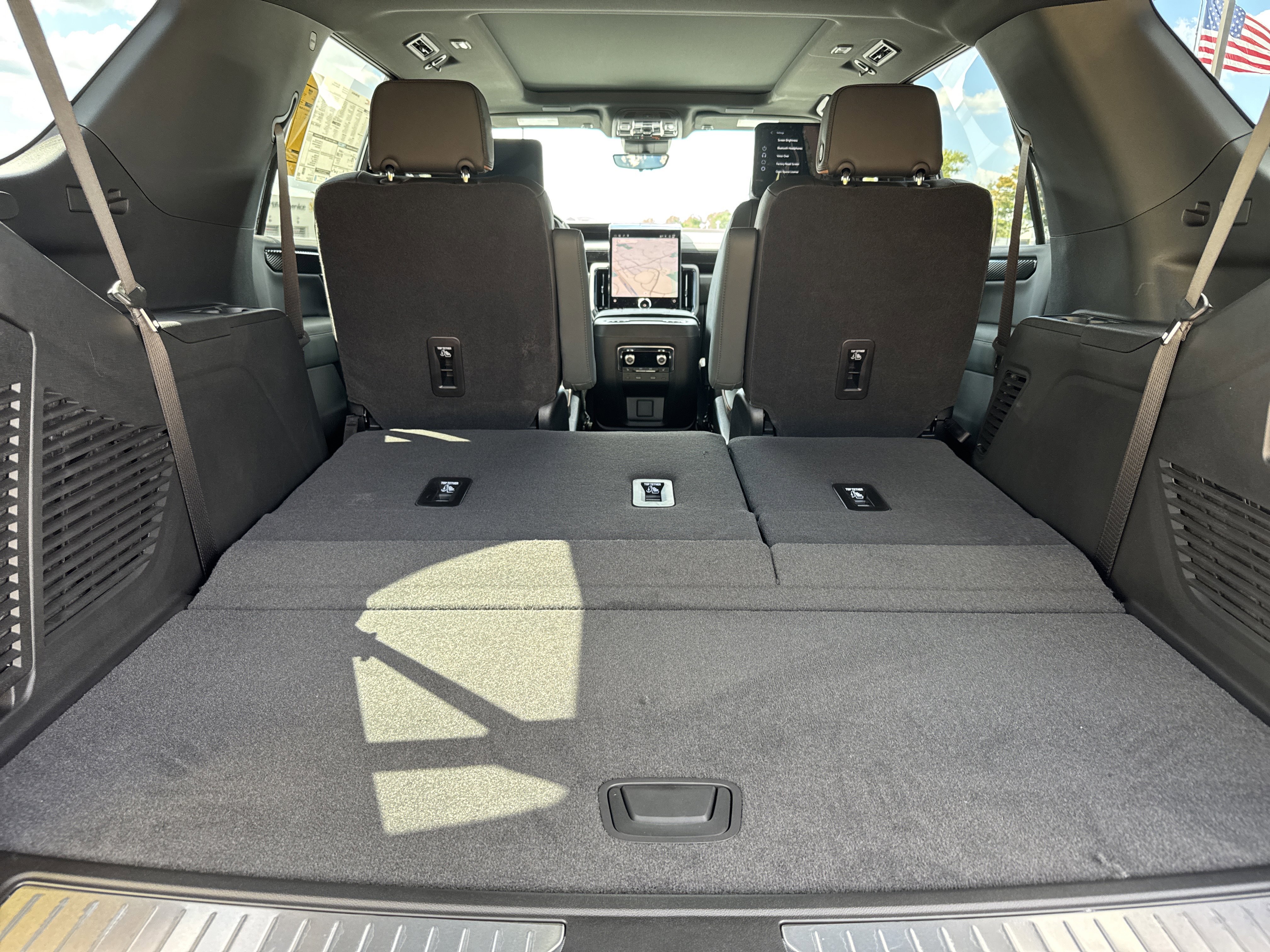 New 2026 GMC Yukon AT4 w/ AT4 Premium Plus Package image 37