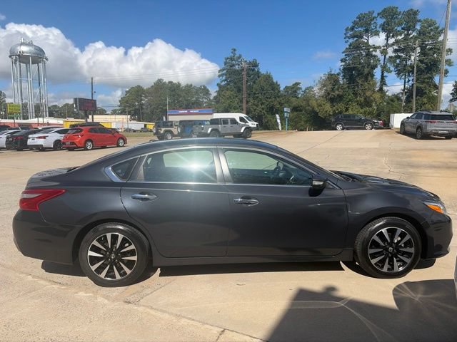 Used 2018 Nissan Altima 2.5 SV w/ 2.5 SV Technology Package FWD image 5