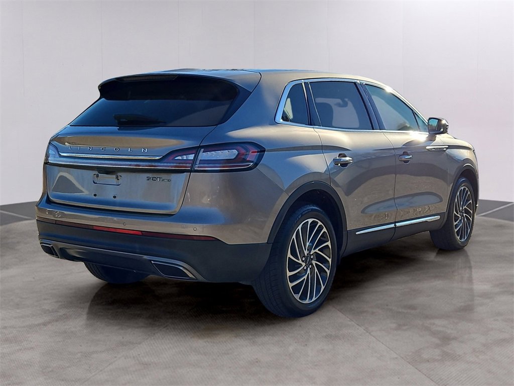 Used 2020 Lincoln Nautilus Reserve image 4